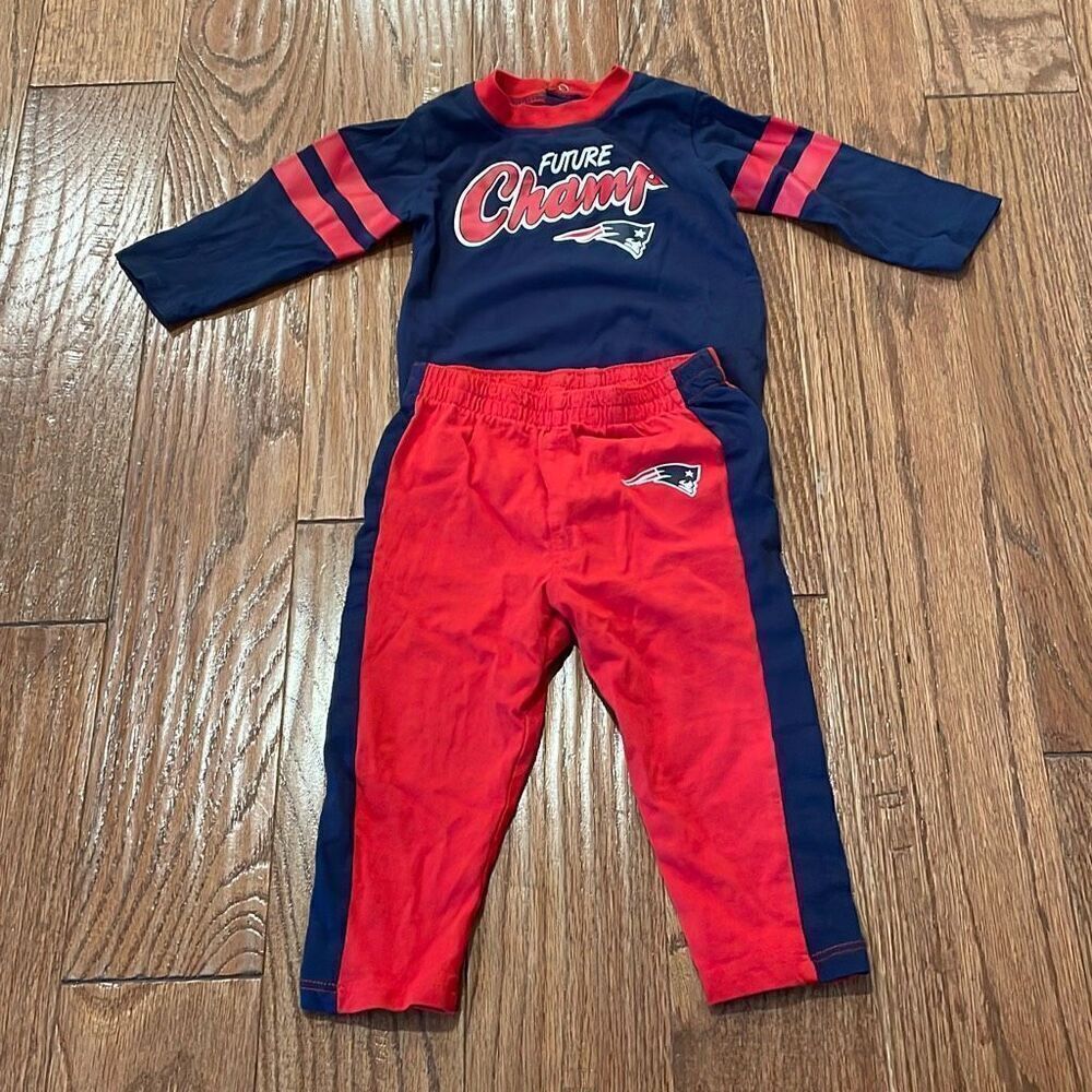 NFL Patriots “future champ” baby 6-9 outfit set